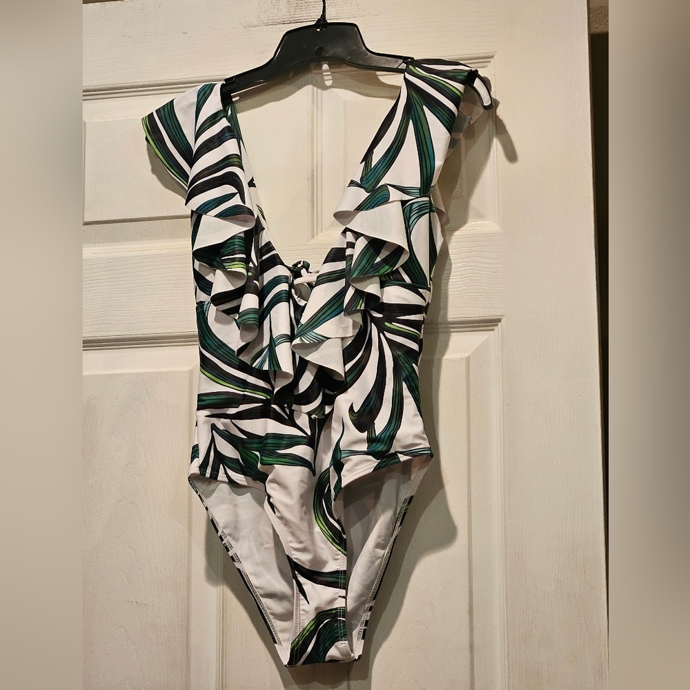 BATHING SUIT